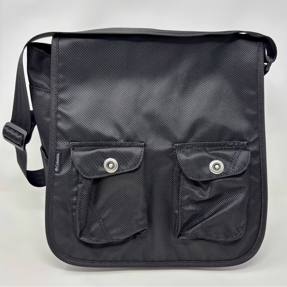 Columbia Sportswear Azza II Messenger Bag Black Crossbody Tote Travel Carry On